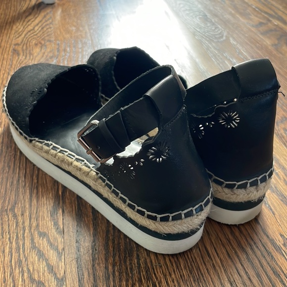 VINCE CAMUTO PLATFORM ESPADRILLES - Picture 4 of 6